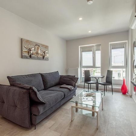 Fancy Penthouse Studio With Lakeview W10 Bucarest Exterior foto