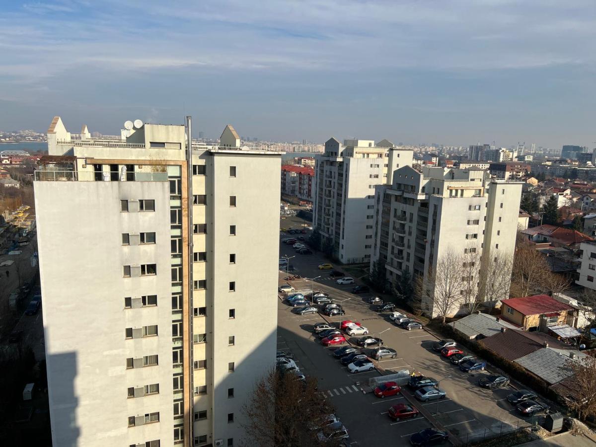 Fancy Penthouse Studio With Lakeview W10 Bucarest Exterior foto