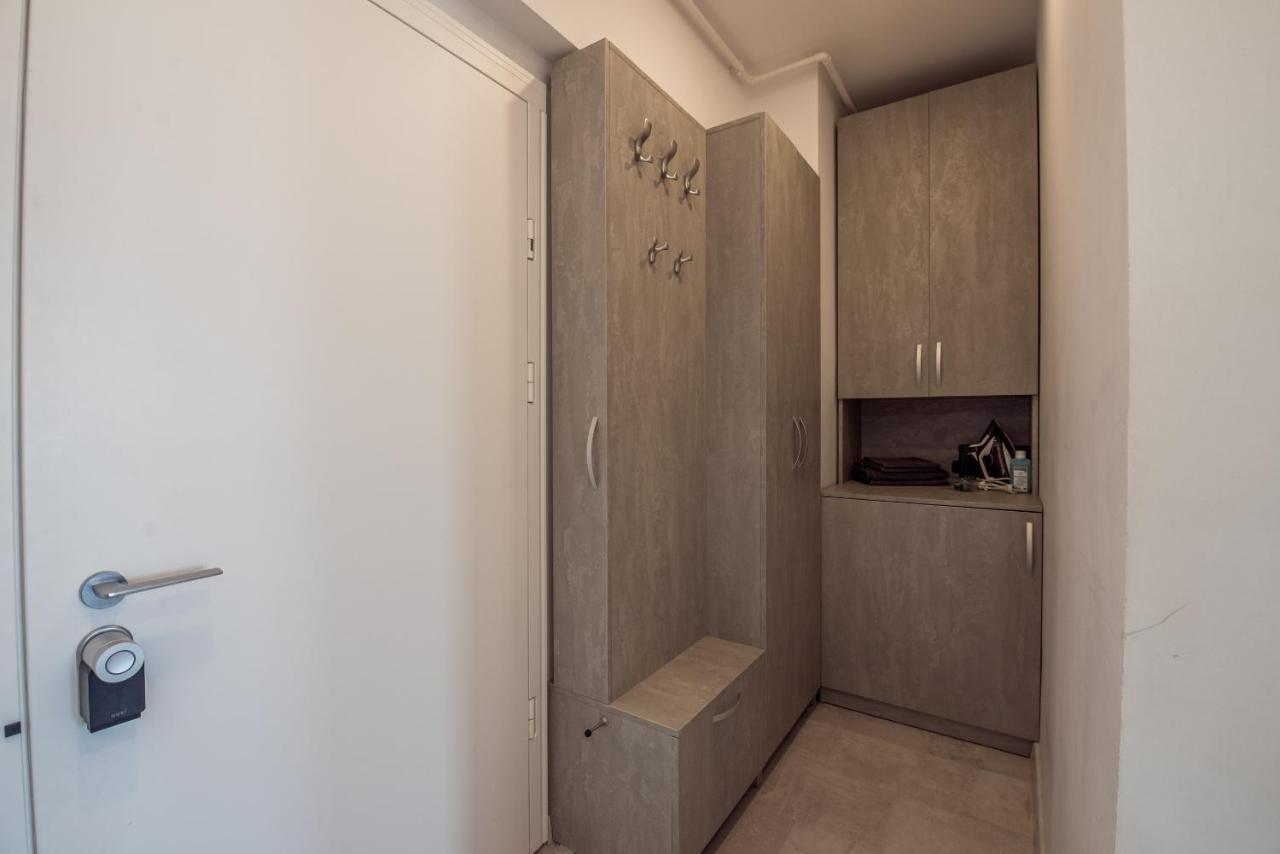Fancy Penthouse Studio With Lakeview W10 Bucarest Exterior foto
